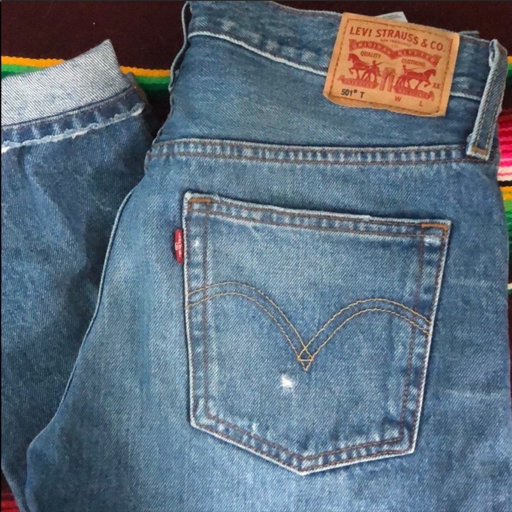 Levi boyfriend fit pants